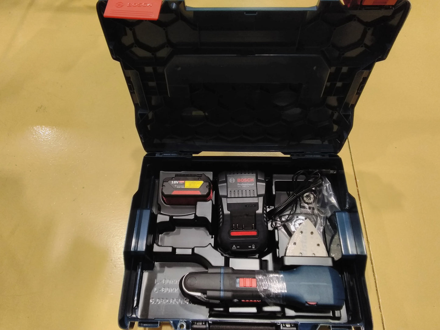 【展示品】ボッシュ 18Vマルチツール GMF18V-28