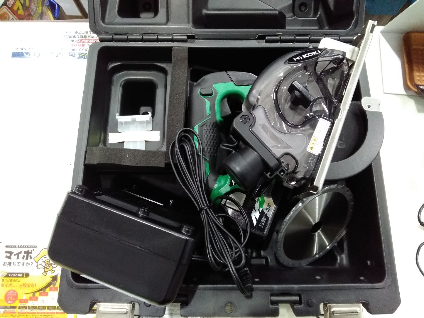 【新品】ＨｉＫＯＫＩ チップソーカッタ CD3605DA(XP)