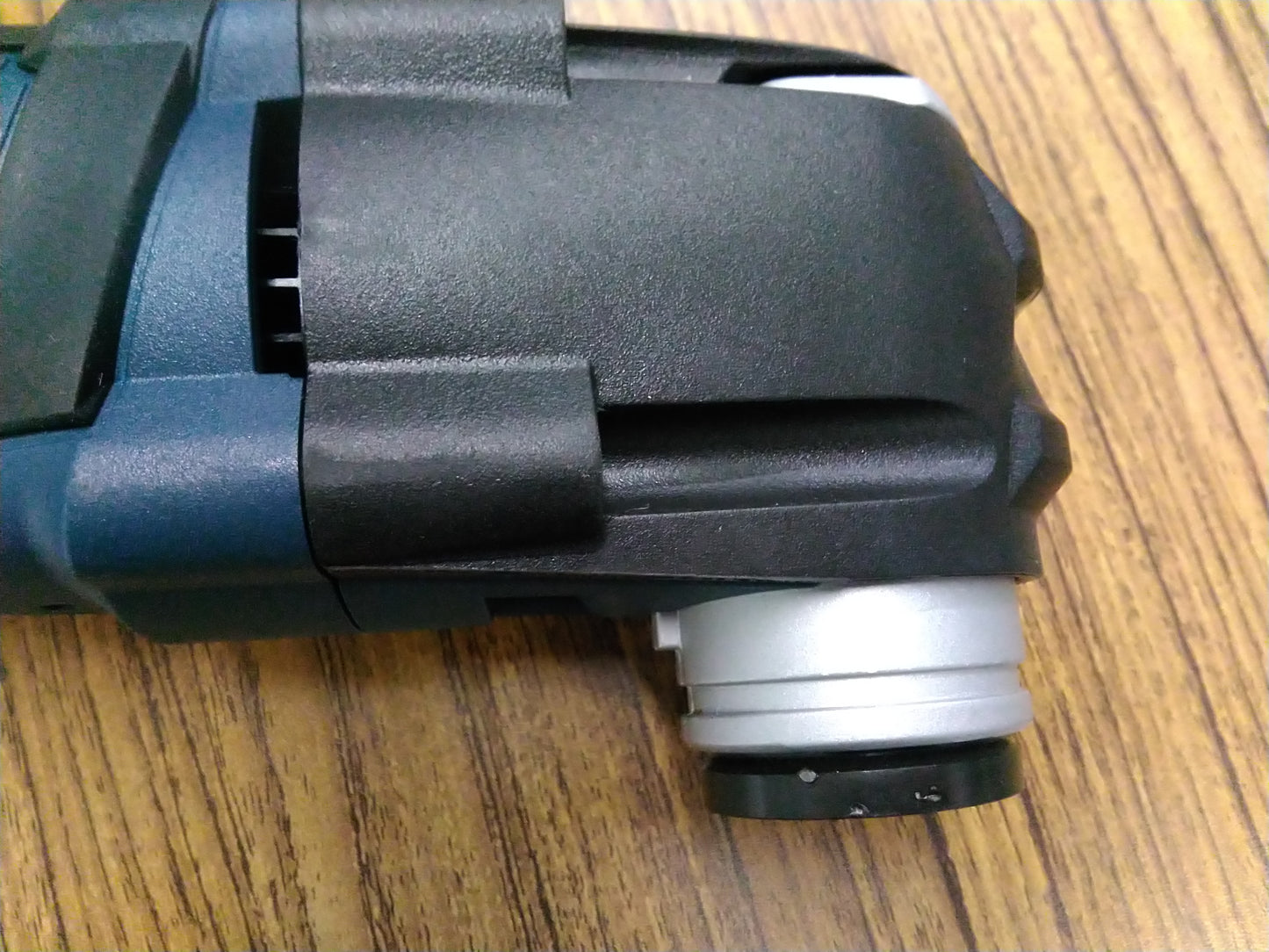 【展示品】BOSCH　18ｖ充電マルチツール　GMF18V-28