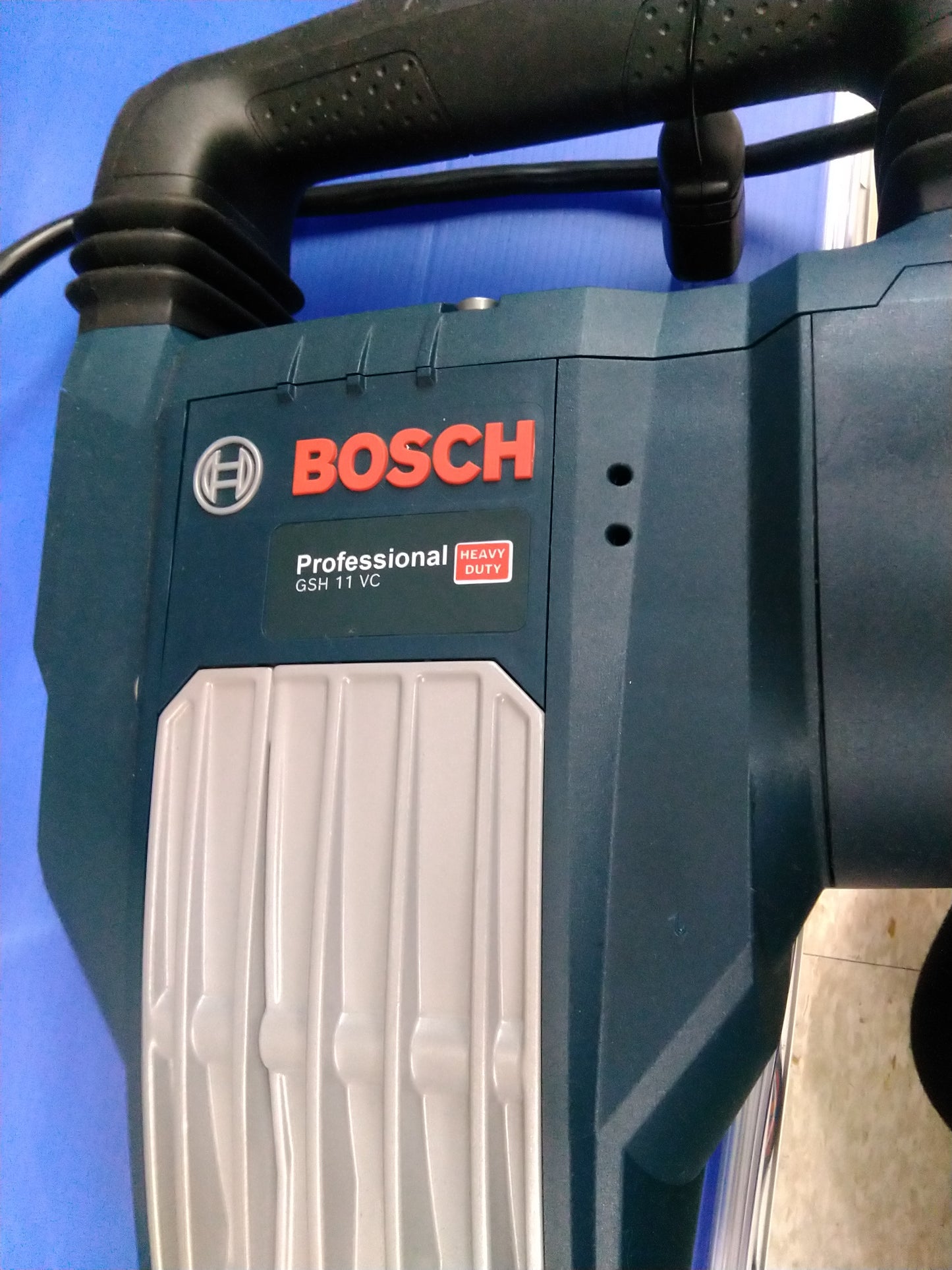 【展示品】BOSCH　はつりハンマー　GSH11VC