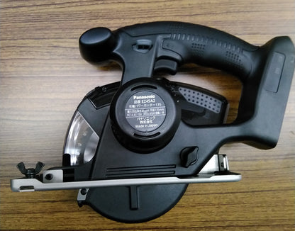 【展示品】Panasonic　18ｖパワーカッター【本体】　EZ45A2XM-B